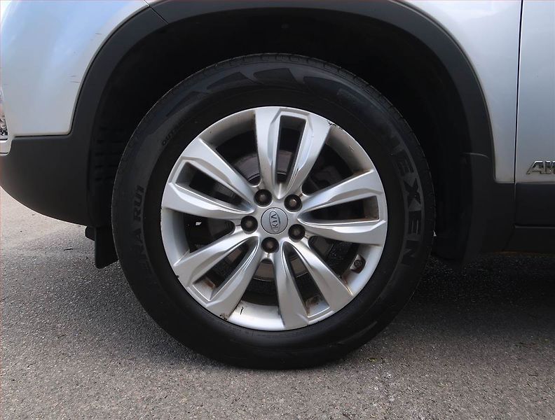 Kia Sorento (2010) 2.2 CRDi, 4X4, Automat - fotka 15 z 18