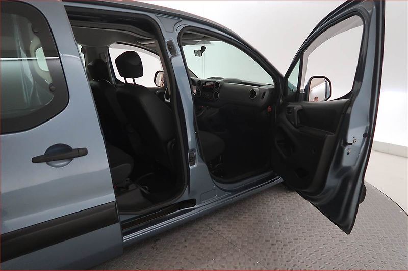 Citroën Berlingo (2008) 1.6 HDi, 5Míst, ČR - fotka 15 z 15