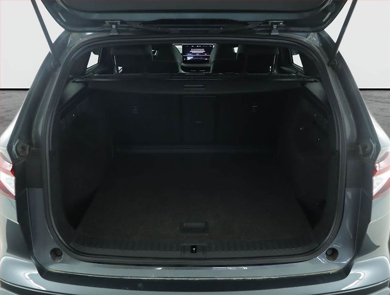 Škoda Enyaq (2021) Sportline 60 (62 kWh), SoH 90% - fotka 14 z 19