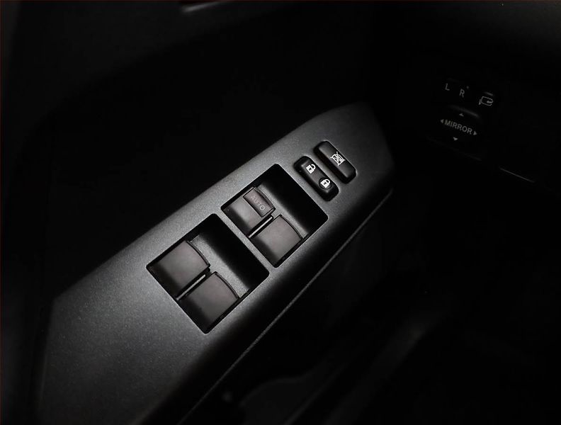 Toyota RAV4 (2018) Selection 2.5 Hybrid - fotka 16 z 18