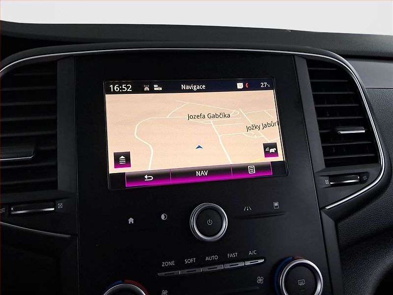 Renault Talisman (2016) 1.6 dCi, Navi, Tempomat - fotka 13 z 22