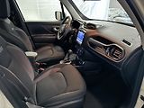 Jeep Renegade (2022) 1.3 T4 REZERVOVÁNO - náhled 17