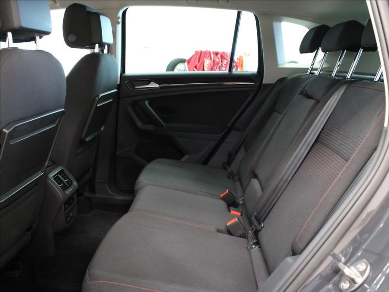 Volkswagen Tiguan 2,0 TSI 132KW DSG 1.majitel - fotka 14 z 40