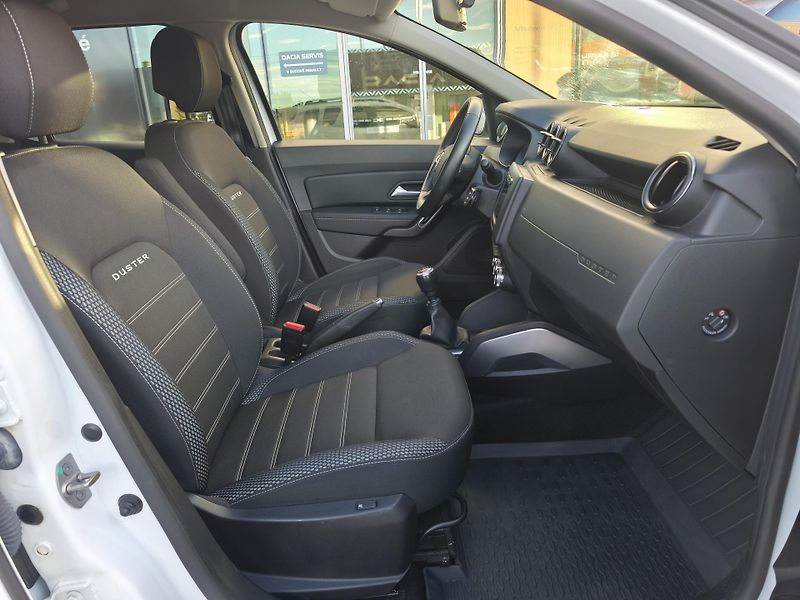 Dacia Duster 2019 ČR 1.6 SCe 4x4 1.MAJITEL - fotka 19 z 34