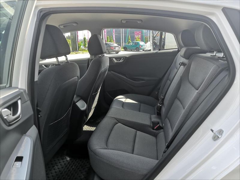 Hyundai Ioniq EV SMART EFFICIENCY - fotka 8 z 9