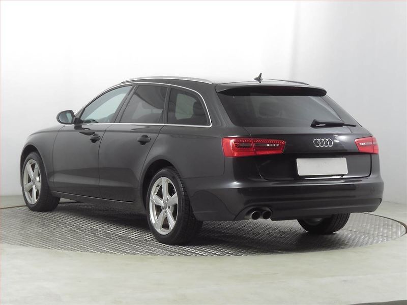 Audi A6 (2012) 2.0 TDI, Automat, Serv.kniha - fotka 4 z 23