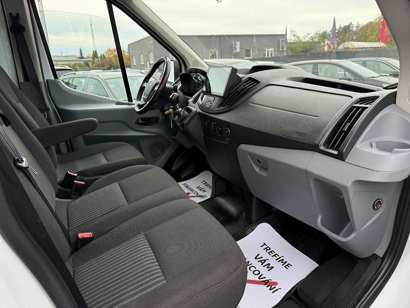 Ford Transit Courier (2016) 2.0TDCI 96kW*L2H2*9míst*Tažné* - fotka 16 z 21