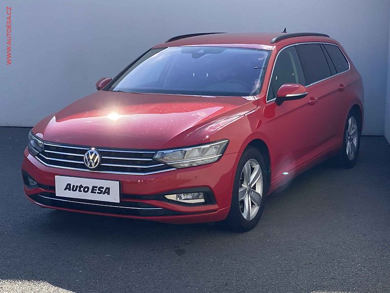 Volkswagen Passat (2019) 2.0 TDi, Business, DSG, LED - fotka 3 z 19