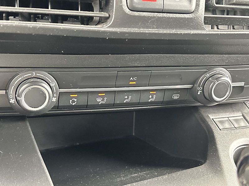 Citroën Berlingo (2022) 1.5 HDI LIVE PACK - fotka 13 z 29