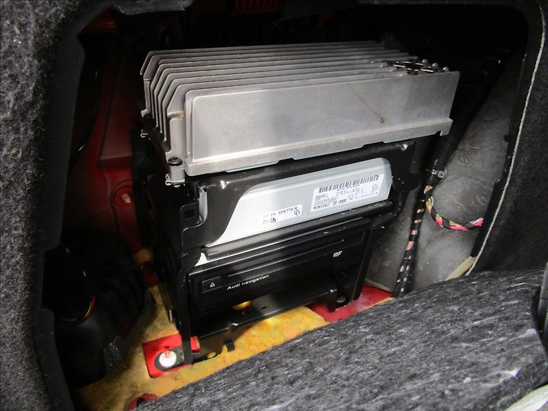 Audi A4 3.0FSi V6 Quattro S-Line - fotka 42 z 49