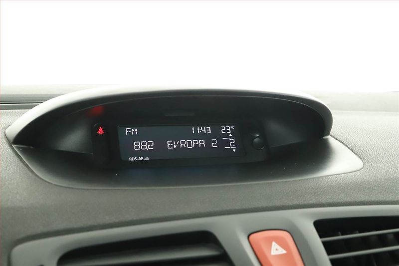 Renault Mégane (2010) 1.5 dCi, po STK, jezdí výborně - fotka 9 z 13