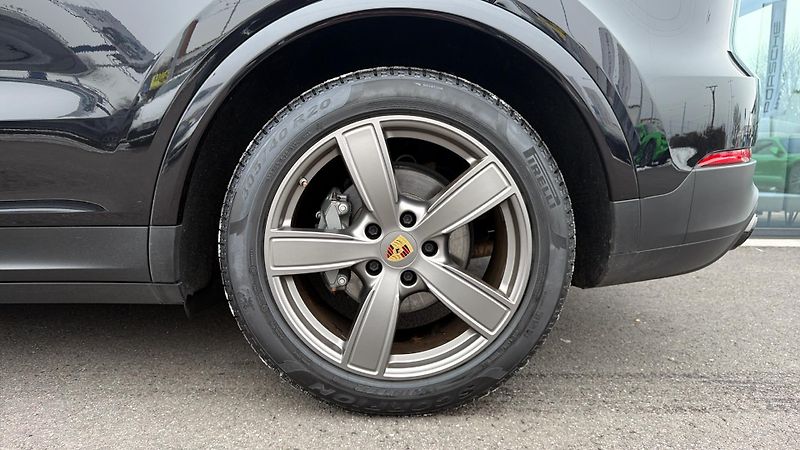 Porsche Cayenne S - fotka 12 z 29