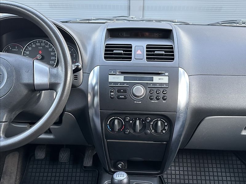 Suzuki SX4 1,9 DDiS 120PS  Outdoor Line 4 - fotka 25 z 47