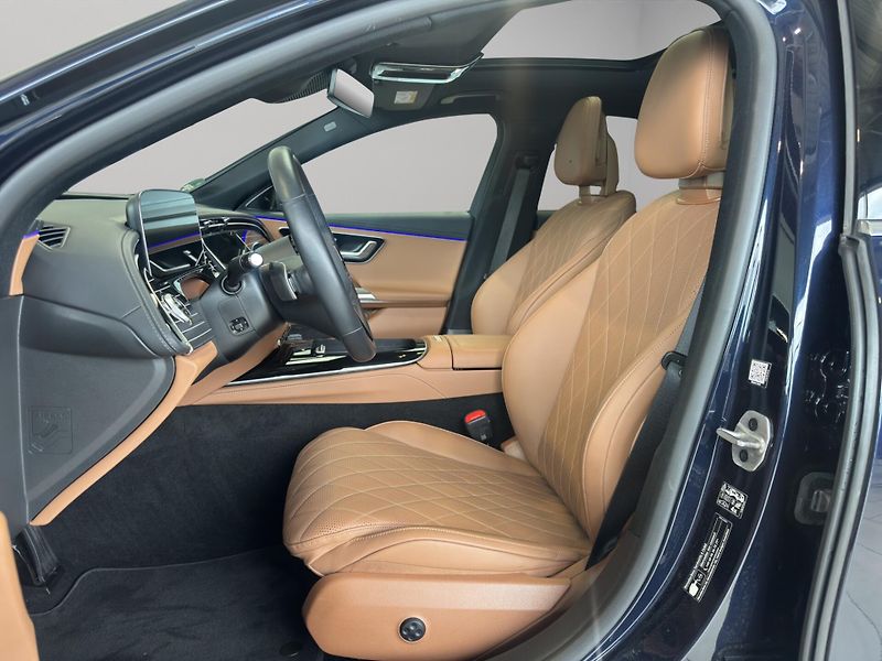 Mercedes-Benz Třídy E (2025) E 450 D 4MATIC - fotka 9 z 23