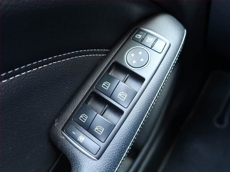 Mercedes-Benz Třídy B (2015) B 220 4MATIC, 4X4, Automat - fotka 17 z 18