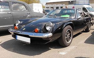 Lotus Europa, sportovní vůz britské automobilky, vznikl přesně podle filozofie šéfa značky Colina Chapmana. Vyráběl se v letech 1966 až 1975.