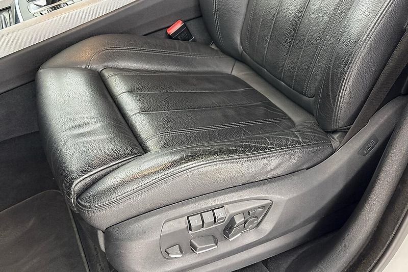 BMW X5 xDrive30d - fotka 7 z 26