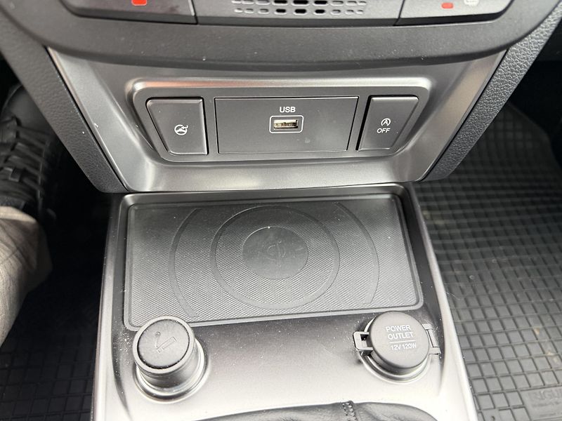 SsangYong Tivoli 1.5 GDI - Turbo 163 LE Style - fotka 16 z 24