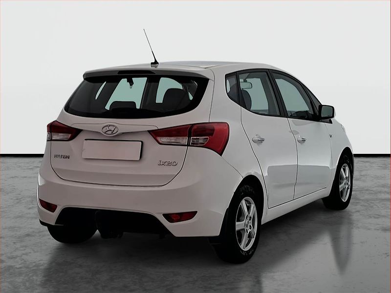 Hyundai ix20 (2015) 1.4 CVVT, Serv.kniha - fotka 5 z 17