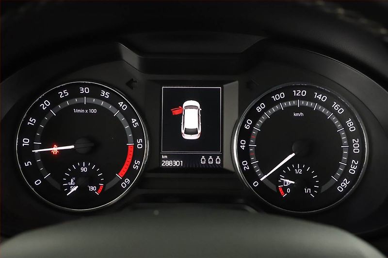 Škoda Octavia (2017) Scout 2.0 TDI, 4X4, Automat - fotka 8 z 13