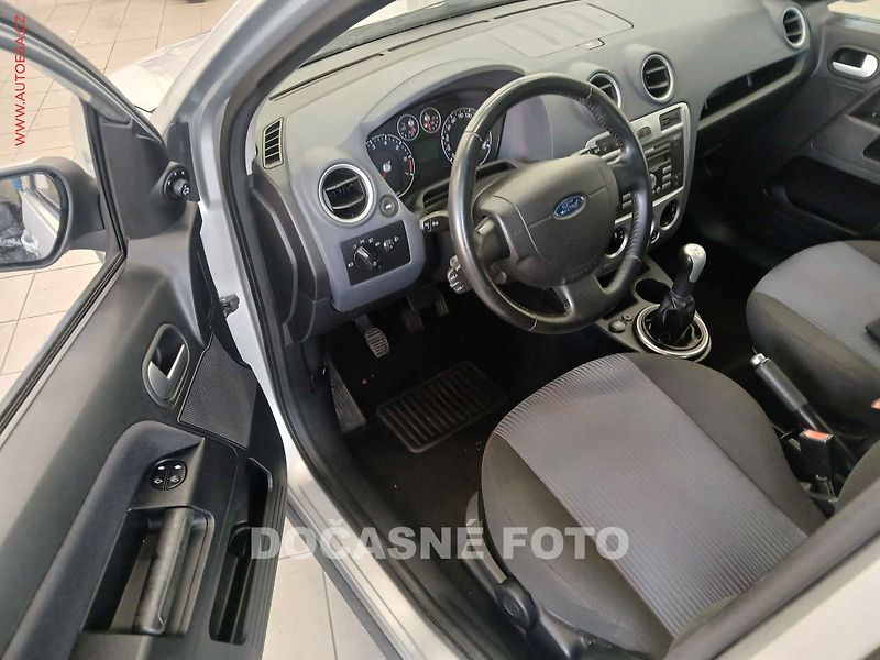 Ford Fusion (2008) 1.6 i, servis.kniha, AC - fotka 3 z 3