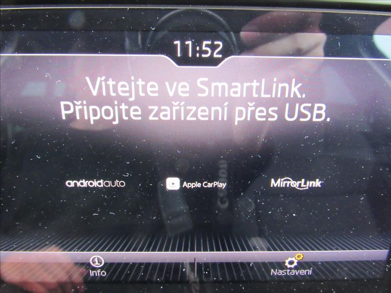 Škoda Octavia 2,0 TDI 110kW DSG Combi - fotka 18 z 31