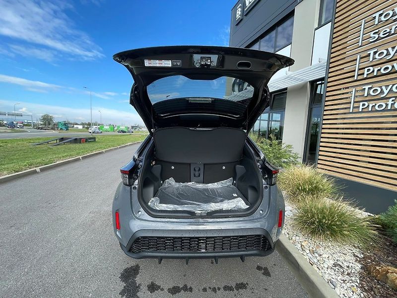 Toyota Yaris Cross 1.5 Hybrid 130k GR SPORT TECH - fotka 9 z 31