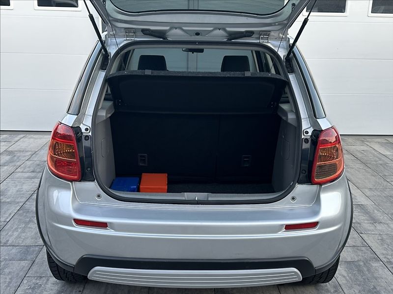 Suzuki SX4 1,9 DDiS 120PS  Outdoor Line 4 - fotka 36 z 47