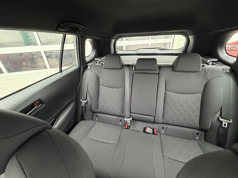 Toyota Corolla Cross (2026) 1.8 HEV COMFORT BUSINESS - fotka 9 z 18