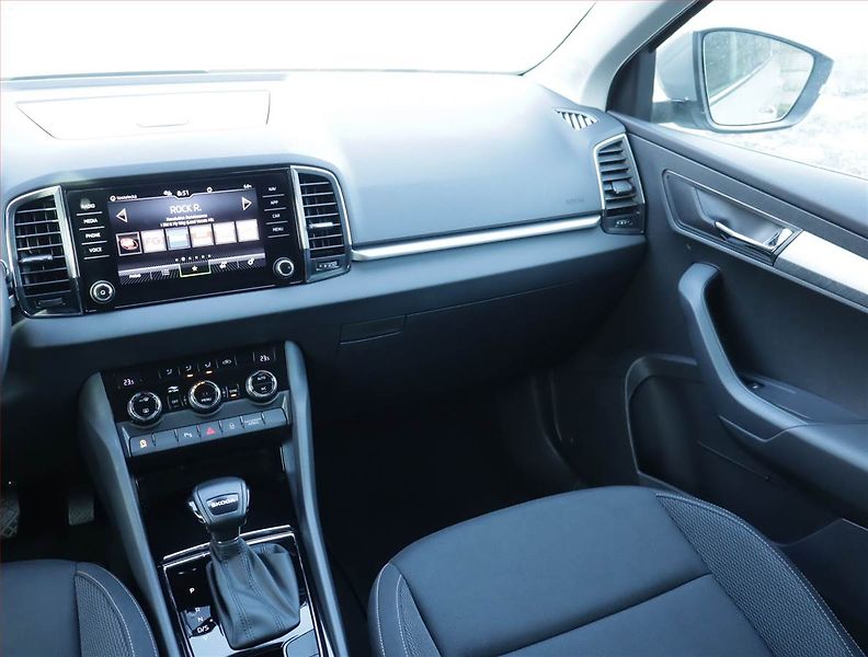 Škoda Karoq (2023) 1.5 TSI - fotka 8 z 24