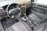 Ford Focus 1.6 TDCi KLIMA  - náhled 9