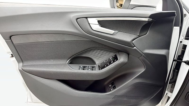 Audi A5 e-hybrid quattro Taž Kamera - fotka 7 z 19