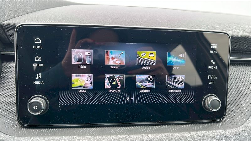 Škoda Scala (2024) 1.0 TSI / 70 kW / 5MP / Select - fotka 11 z 22