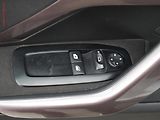 Peugeot 2008 (2014) 1.6 HDI, 1.maj,ČR, AC, temp - náhled 11