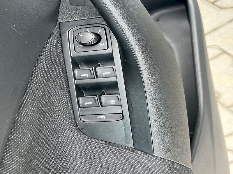 Škoda Scala (2025) Top Selection 1.0 TSI 85 kW 7° - fotka 13 z 32