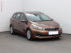 Kia Ceed (2017) 1.6 GDi, Navi, kamera - fotografie inzerátu