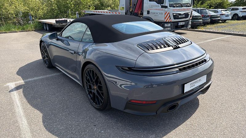 Porsche 911 Cabrio - fotka 29 z 30