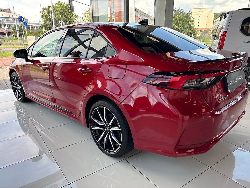 Toyota Corolla 1.8HSD 72kW GR Sport 2024 - fotka 6 z 15