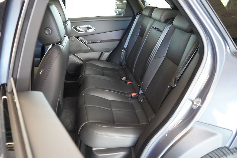 Land Rover Range Rover Velar D300 AWD Dynamic SE, Tážné - fotka 46 z 50