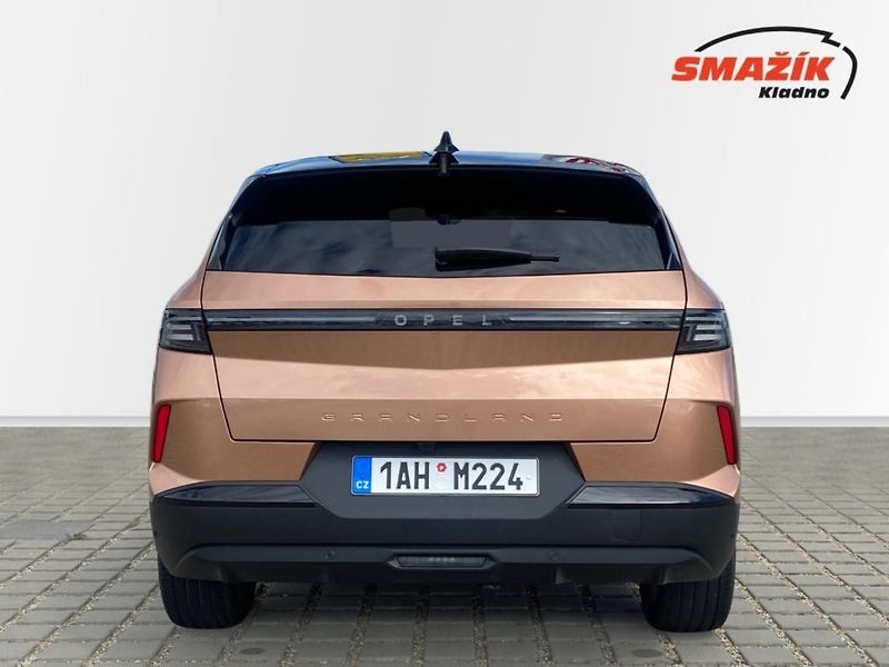 Opel Grandland (2025) GS Hybrid 1,2 Turbo (100kW) - fotka 6 z 37