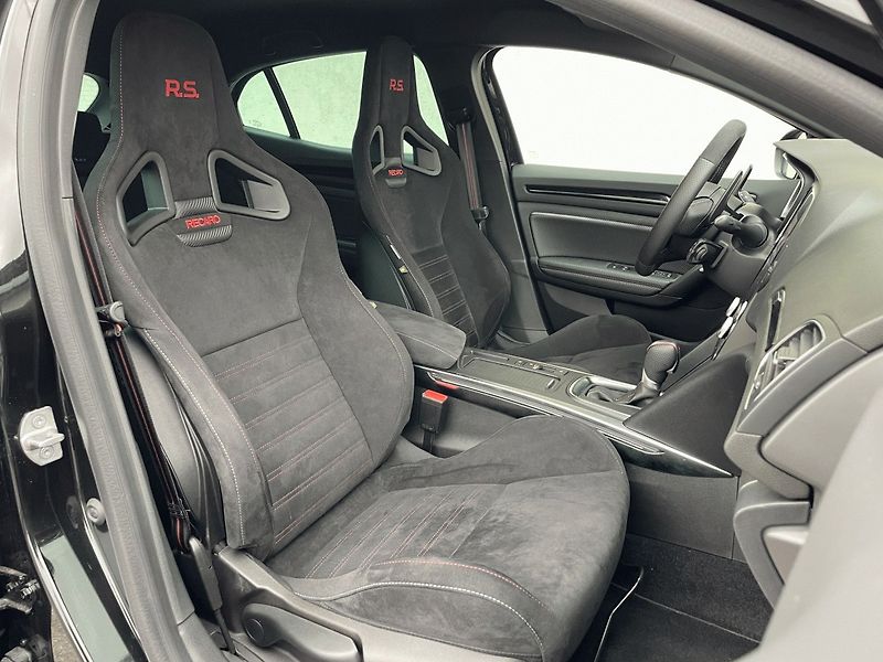 Renault Mégane (2024) RS ULTIME 1,8TCe 300k EDC - fotka 8 z 28