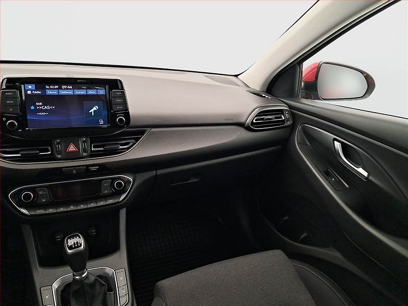 Hyundai i30 (2021) Smart 1.0 T-GDI, ČR,1.maj - fotka 8 z 18