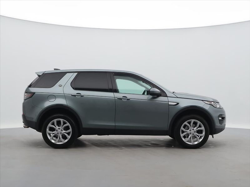 Land Rover Discovery 2,0 TD4 SE 132KW 4WD CZ SPORT - fotka 8 z 33