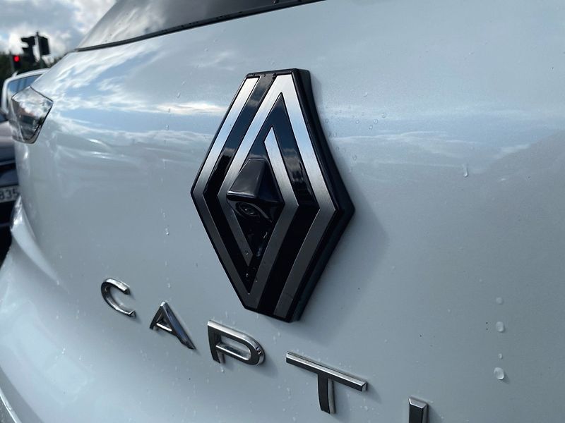 Renault Captur (2026) techno TCe 90 - fotka 10 z 25