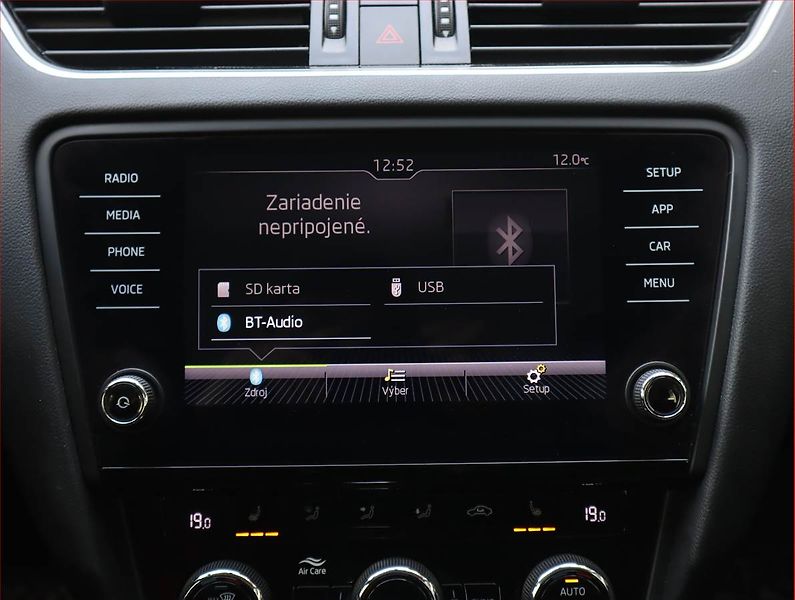 Škoda Octavia (2018) 2.0 TDI, Serv.kniha, Tempomat - fotka 18 z 20