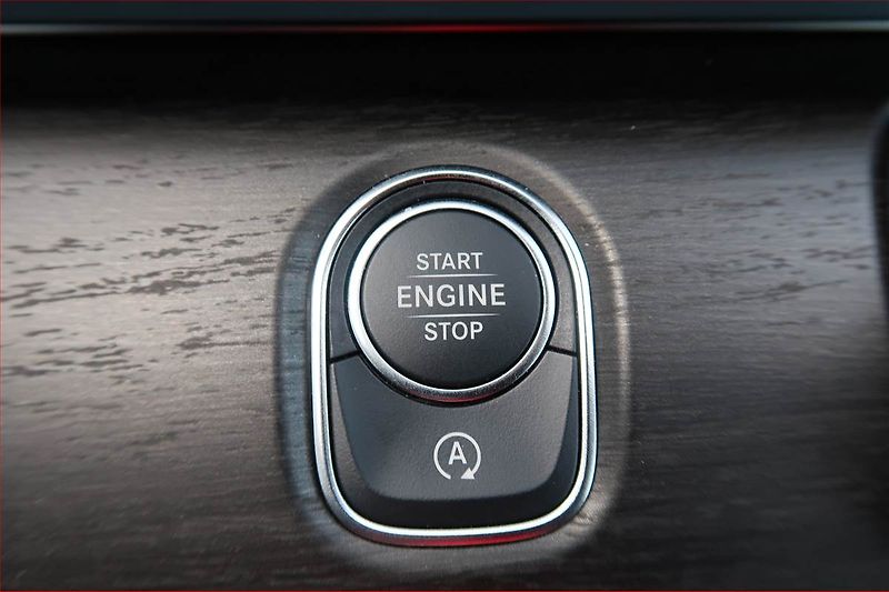Mercedes-Benz Třídy V (2025) 250 d - fotka 18 z 23