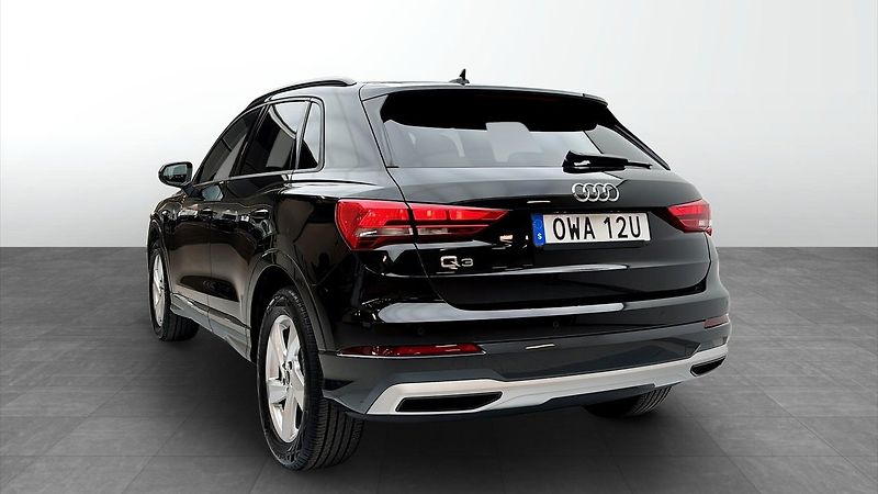 Audi Q3 35TFSI S Tronic Cockpit LED - fotka 4 z 13