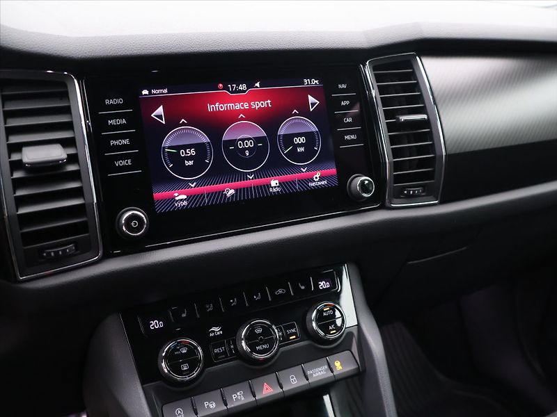 Škoda Kodiaq 2,0 TSI 140kW Sportline 4x4 DP - fotka 15 z 27