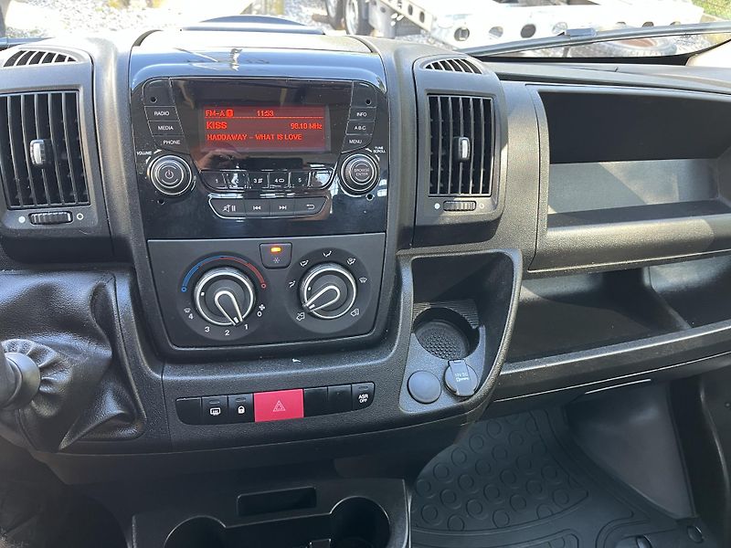 Peugeot Boxer (2021) 2.2 HDI ČR 1 MAJ KLIMA VALNÍK - fotka 12 z 18