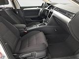 Volkswagen Passat (2017) Comfortline 2.0 TDI, Automat - náhled 9